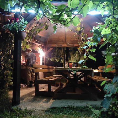 Apartments Eco Forest Resort Rakovica Luaran gambar