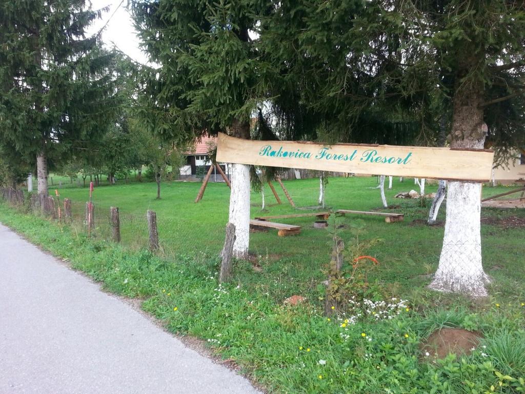 Apartments Eco Forest Resort Rakovica Bilik gambar